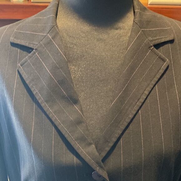 Rafaella - Picture 2 of 10